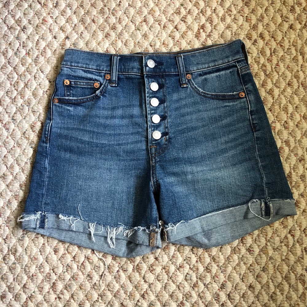 GAP High Rise 4” Short size 25
